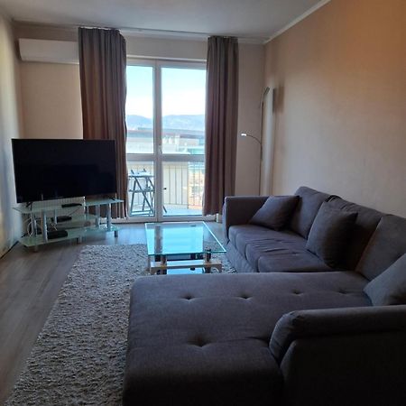 Flat At The Edge Of The Center + Parking Apartman Budapest Kültér fotó